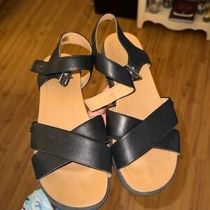 Ugg sandals size 8